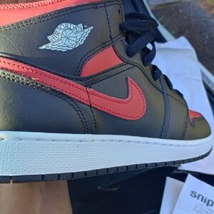 Jordan Athletic Shoes Black and Red